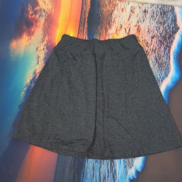 Rei skirt size small - Picture 3 of 4